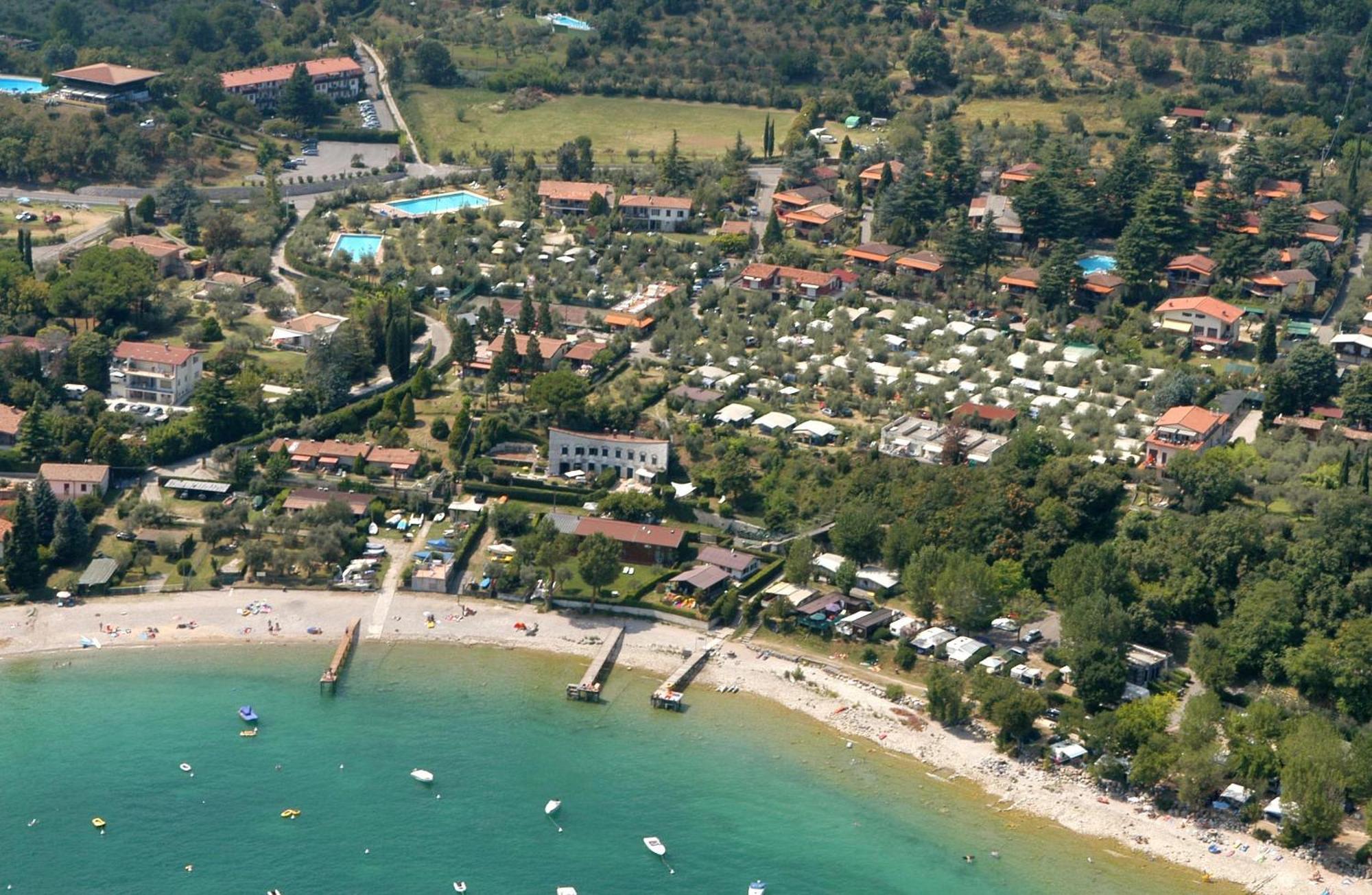 מנרבה דל גארדה Villenpark Sanghen מראה חיצוני תמונה