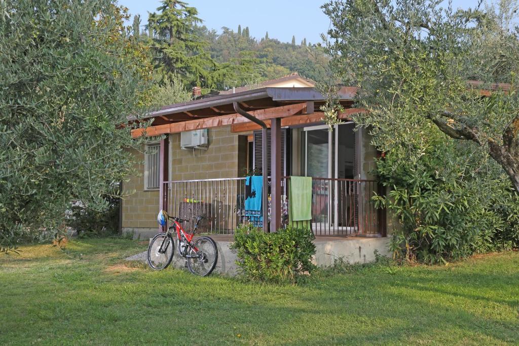 מנרבה דל גארדה Villenpark Sanghen מראה חיצוני תמונה